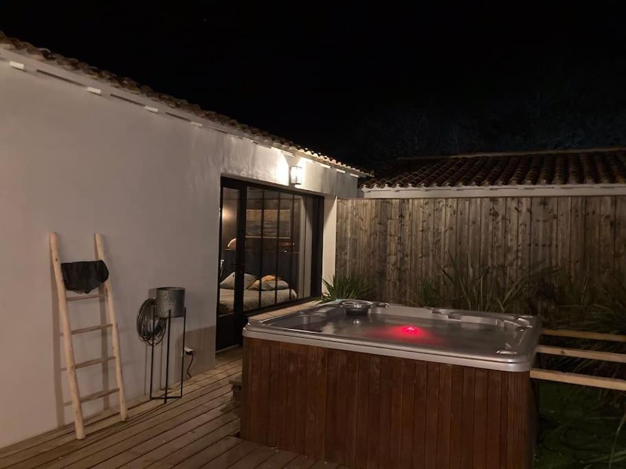 Les Cabines Sainte-Marie-de-Re Bagian luar foto